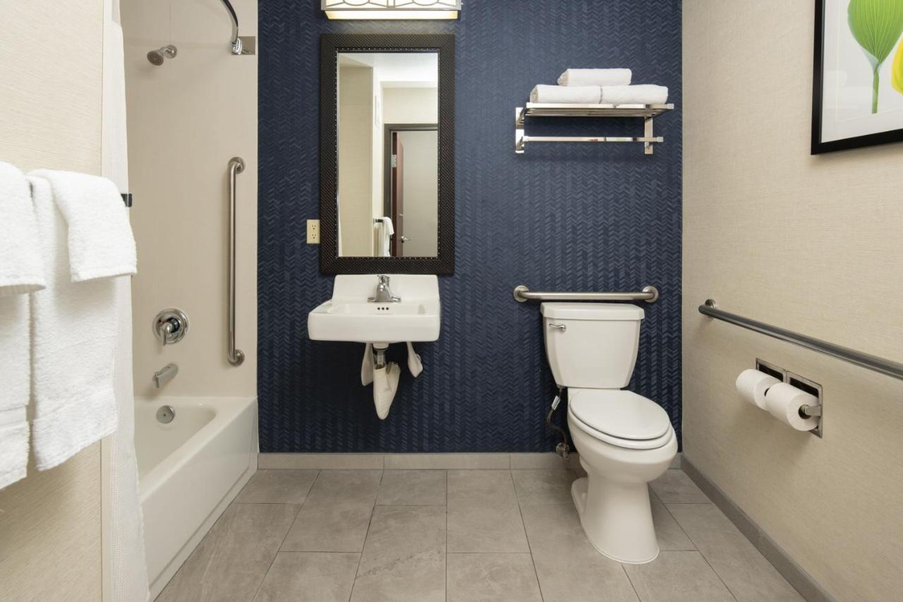 Fairfield Inn & Suites By Marriott Portland Airport Ngoại thất bức ảnh
